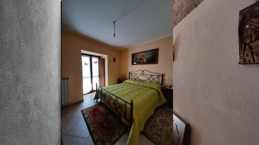 ID 006 Casa indipendente di 200 m² in San Pio delle Camere - immagine 9
