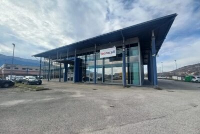 ID 14 L'Aquila/Bazzano-Immobile direzionale di ampia metratura in zona industriale