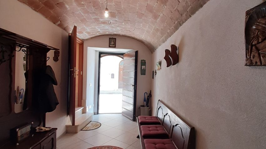 ID 006 Casa indipendente di 200 m² in San Pio delle Camere - immagine 16